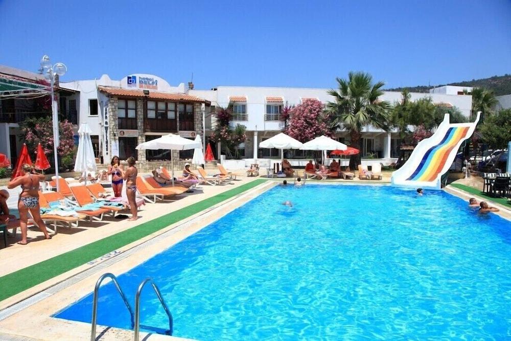Delfi Hotel Spa & Wellness Center Bodrum Exterior photo